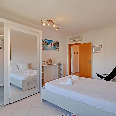 By Homing アルマカオ・デ・ペラ